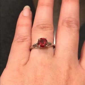 Fashion rhinestone ring